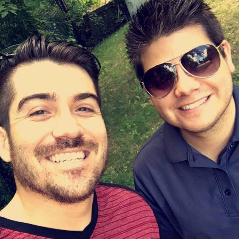 Meet your Posher, Carlos